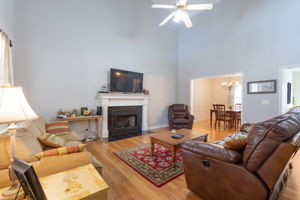 219 Hyle Ave, Murfreesboro, TN 37128, US Photo 4