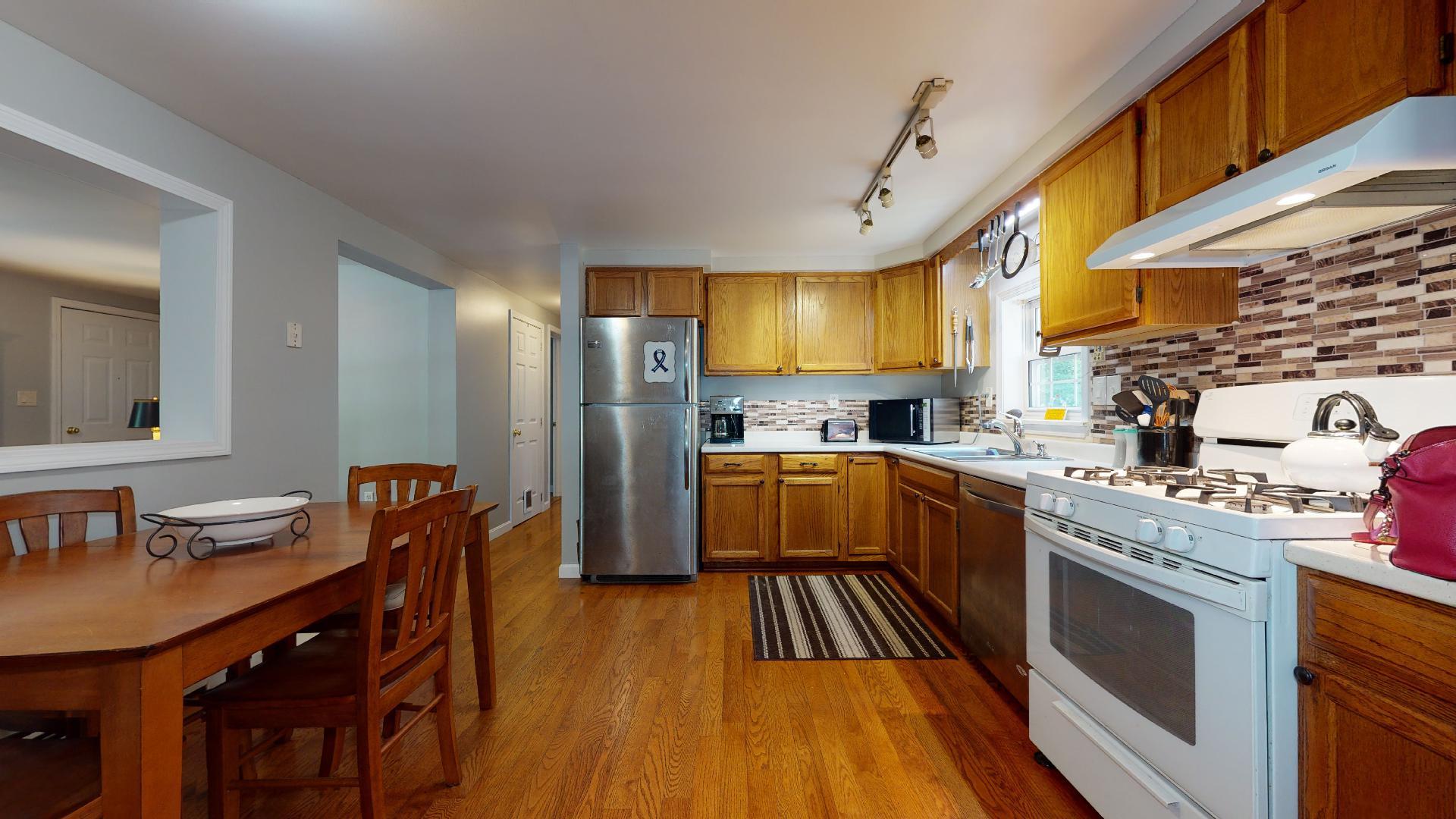 433 Jim Grant Rd, Lebanon, ME 04027, USA Photo 6