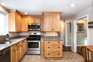 11 Sansome St, Plymouth, MA 02360, US Photo 12
