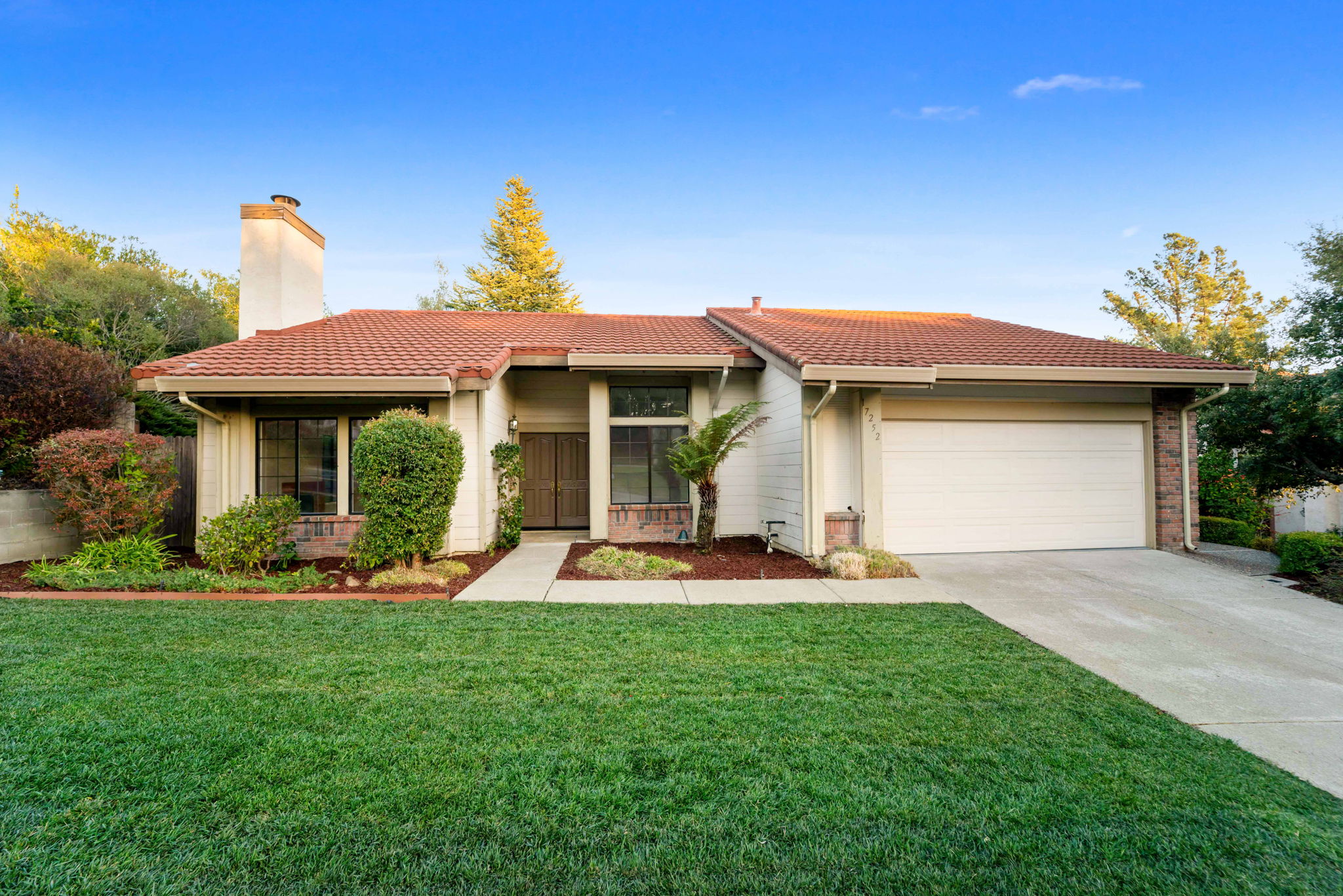 17252 Columbia Dr, Castro Valley Andrew De Vries, MBA