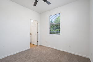 3020 Tice Creek Way, Sacramento, CA 95833, USA Photo 11