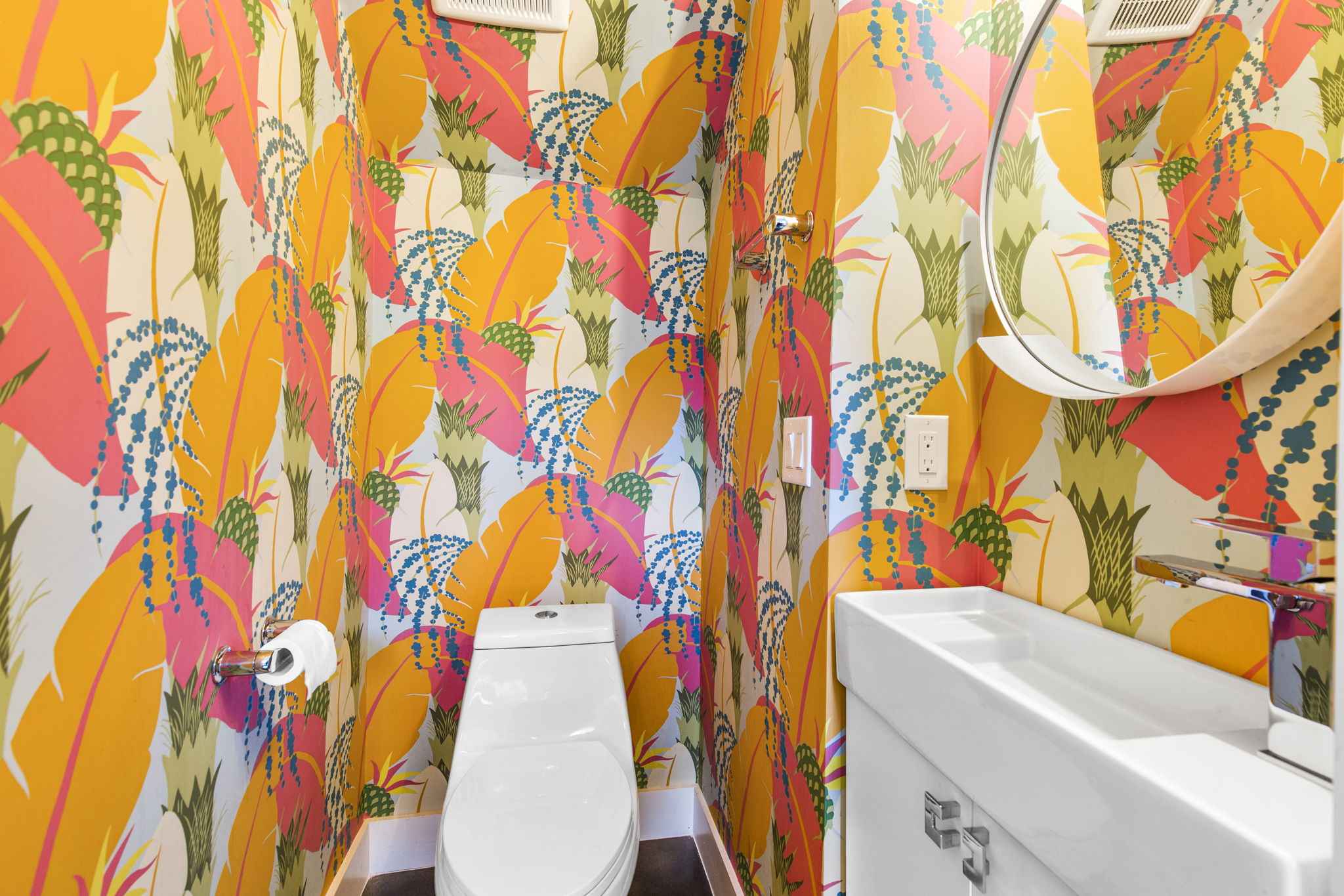 105 W 55th 1/2 St, Austin, TX 78751, USA Photo 13