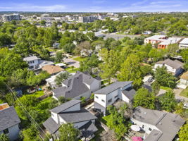 105 W 55th 1/2 St, Austin, TX 78751, USA Photo 28