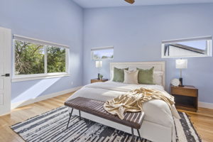 105 W 55th 1/2 St, Austin, TX 78751, USA Photo 15