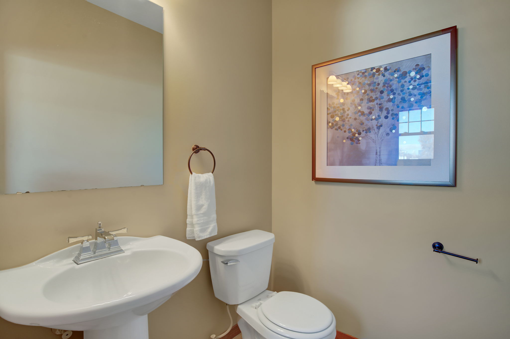 19 W 38th St #302, Minneapolis, MN 55409, US Photo 18