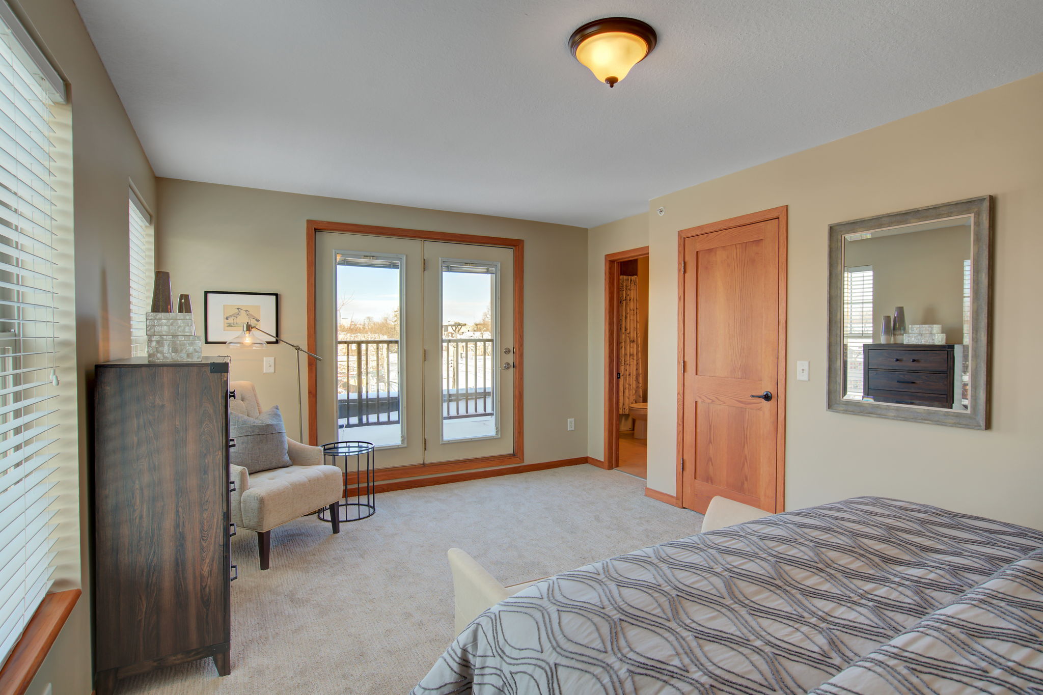 19 W 38th St #302, Minneapolis, MN 55409, US Photo 23