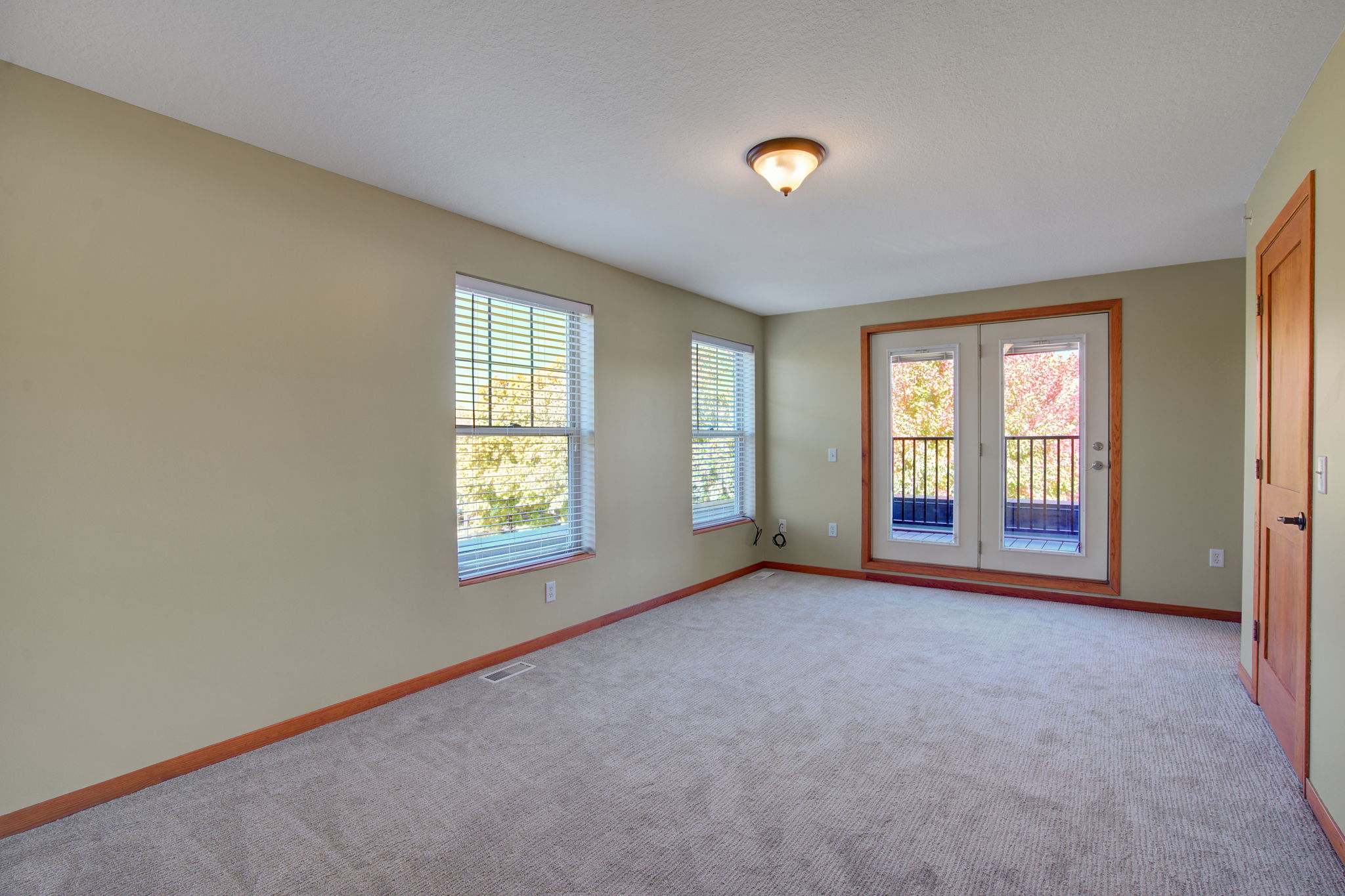 19 W 38th St #302, Minneapolis, MN 55409, US Photo 48