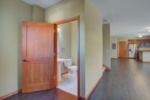 19 W 38th St #302, Minneapolis, MN 55409, US Photo 39