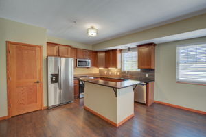 19 W 38th St #302, Minneapolis, MN 55409, US Photo 27