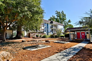 4081 Clayton Rd, Concord, CA 94521, USA Photo 18