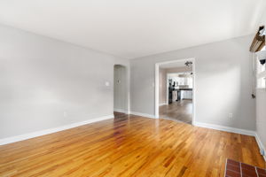 232 Walnut St, Berryville, VA 22611, US Photo 4