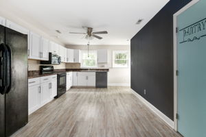 232 Walnut St, Berryville, VA 22611, US Photo 6