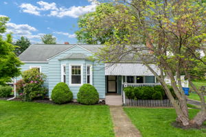 232 Walnut St, Berryville, VA 22611, US Photo 1