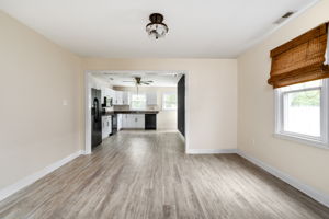 232 Walnut St, Berryville, VA 22611, US Photo 5