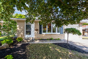 85 Lawrence Ave, Orangeville, ON L9W 1S6, CA Photo 2