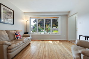 85 Lawrence Ave, Orangeville, ON L9W 1S6, CA Photo 8