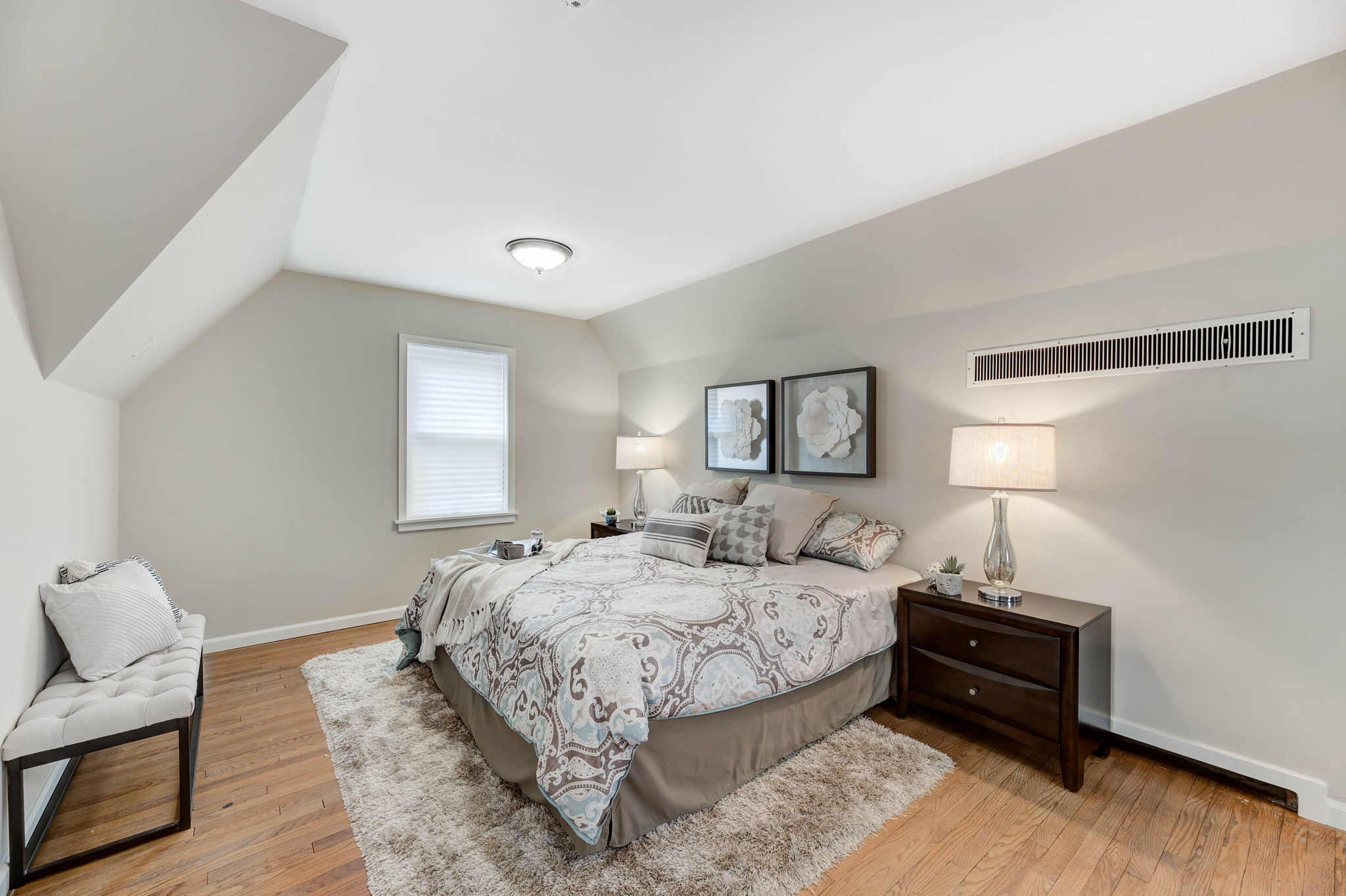 Upper Level Bedroom 1