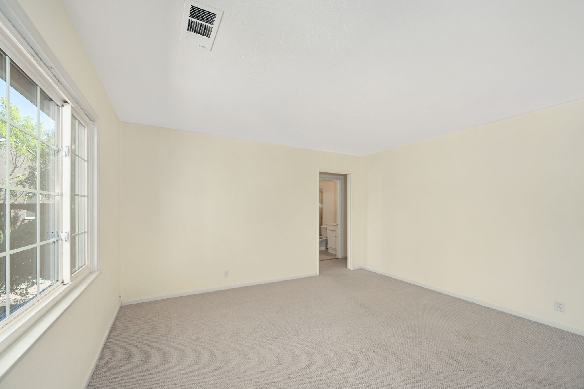 969 Irvin Ct, Pleasant Hill, CA 94523, USA Photo 5