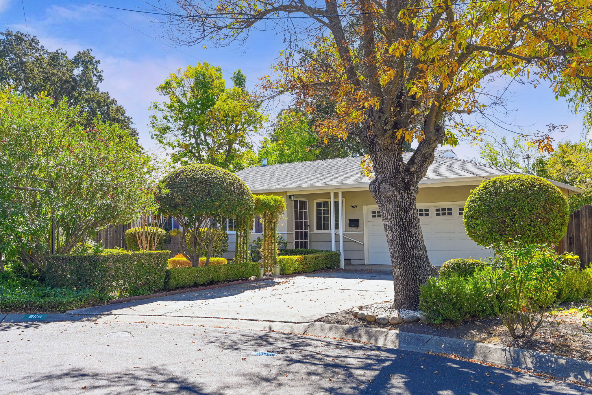 969 Irvin Ct, Pleasant Hill, CA 94523, USA Photo 1