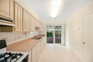 969 Irvin Ct, Pleasant Hill, CA 94523, USA Photo 8