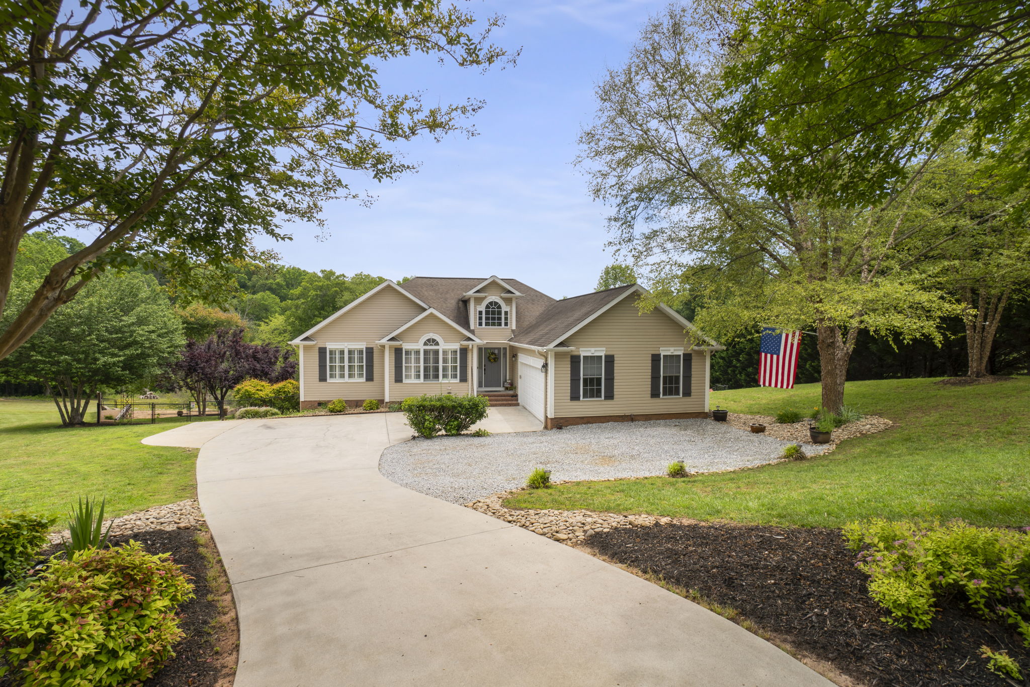 110 Thornwood Ct, Easley, SC 29640 North 7th