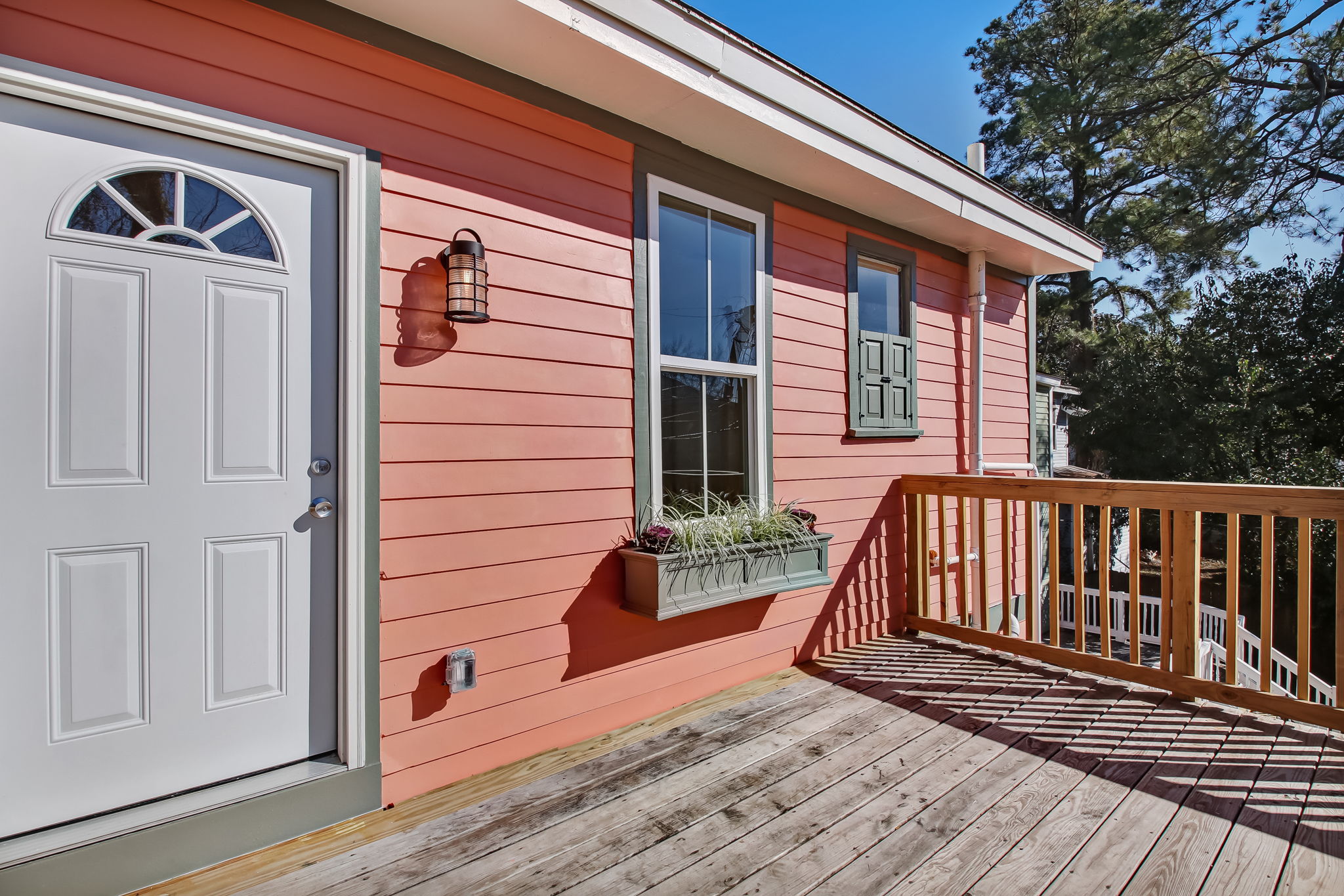 Deck/Entrance to Unit 3