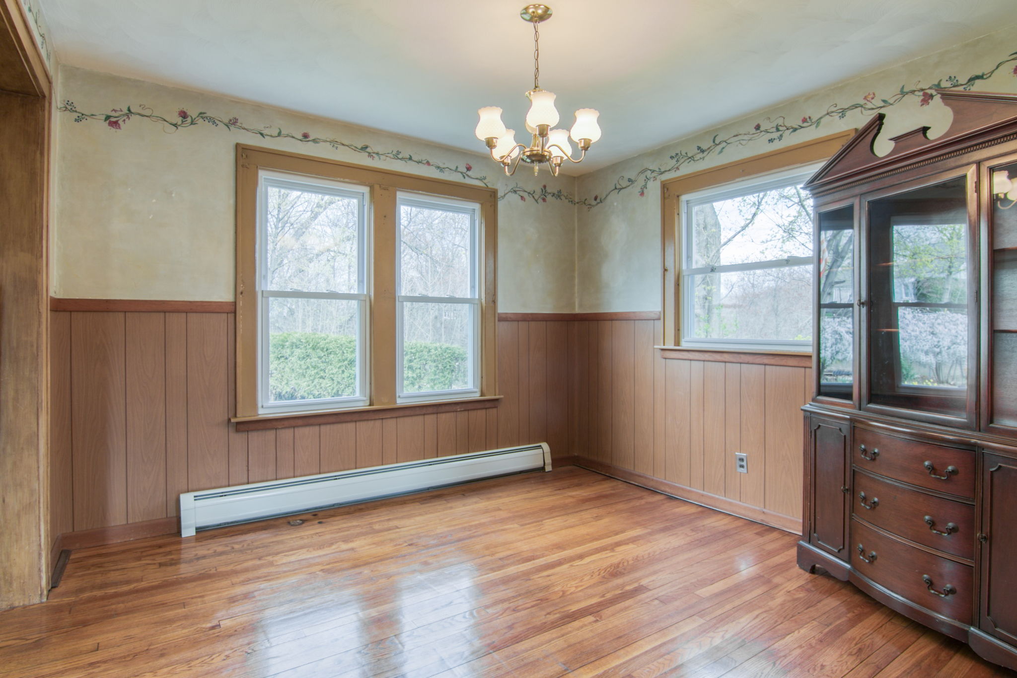 19 Fairview St, Westfield, MA 01085 Seven Roads Media