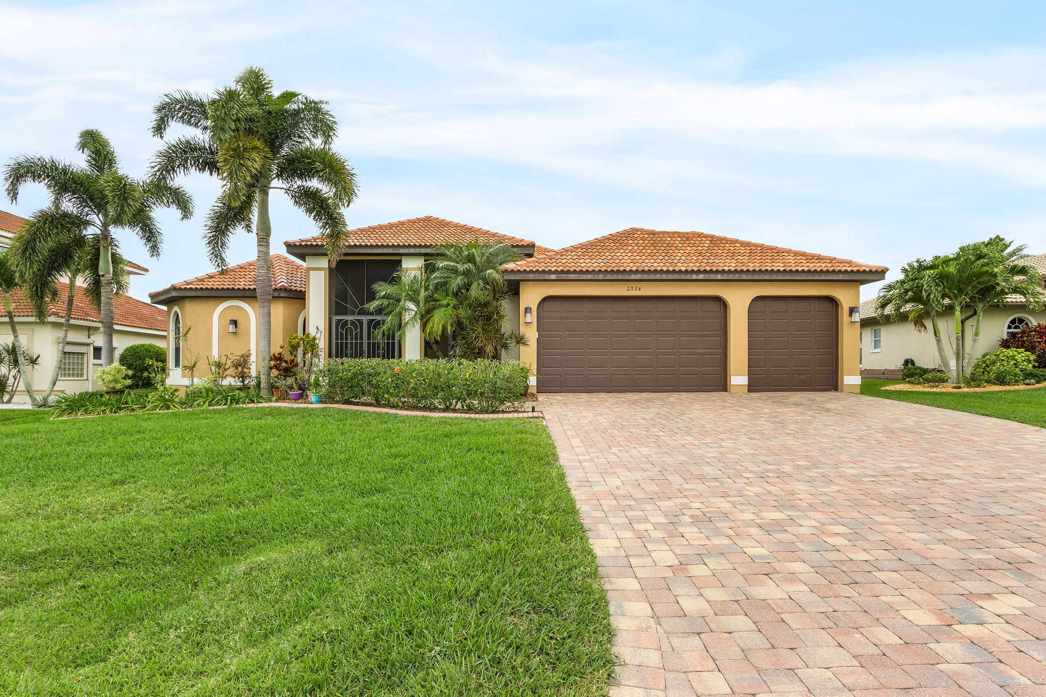 2024 SW 44th Terrace, Cape Coral, FL 33914, US Photo 2