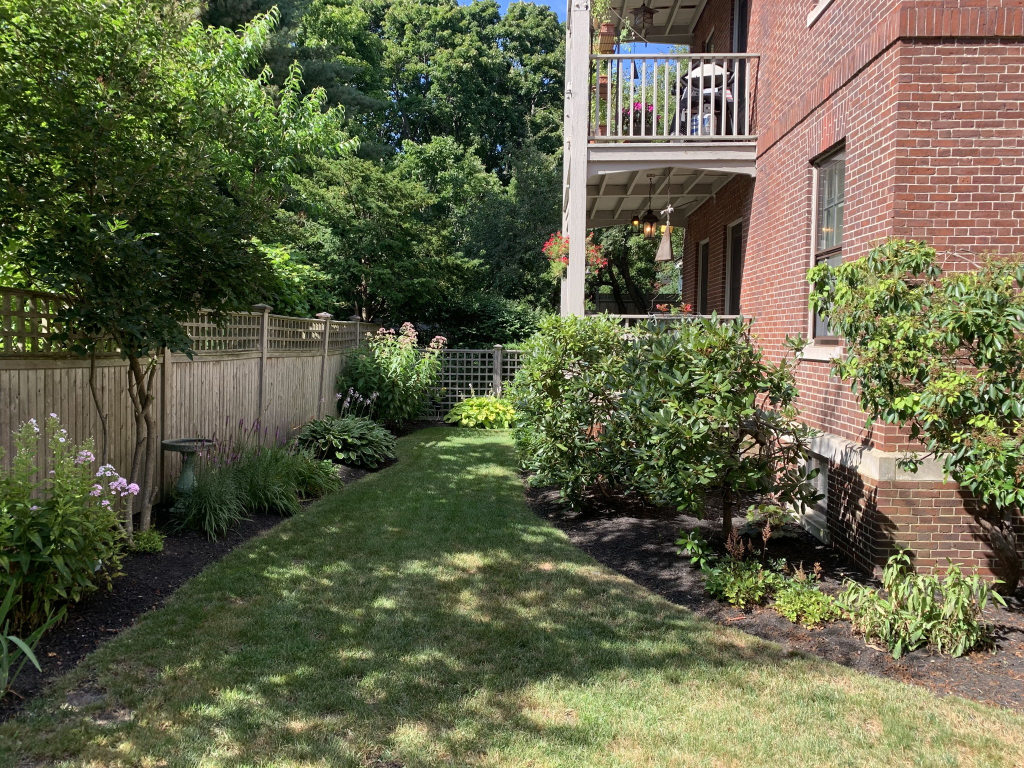 58 Neal St Unit 1, Portland, ME 04102, US Photo 2