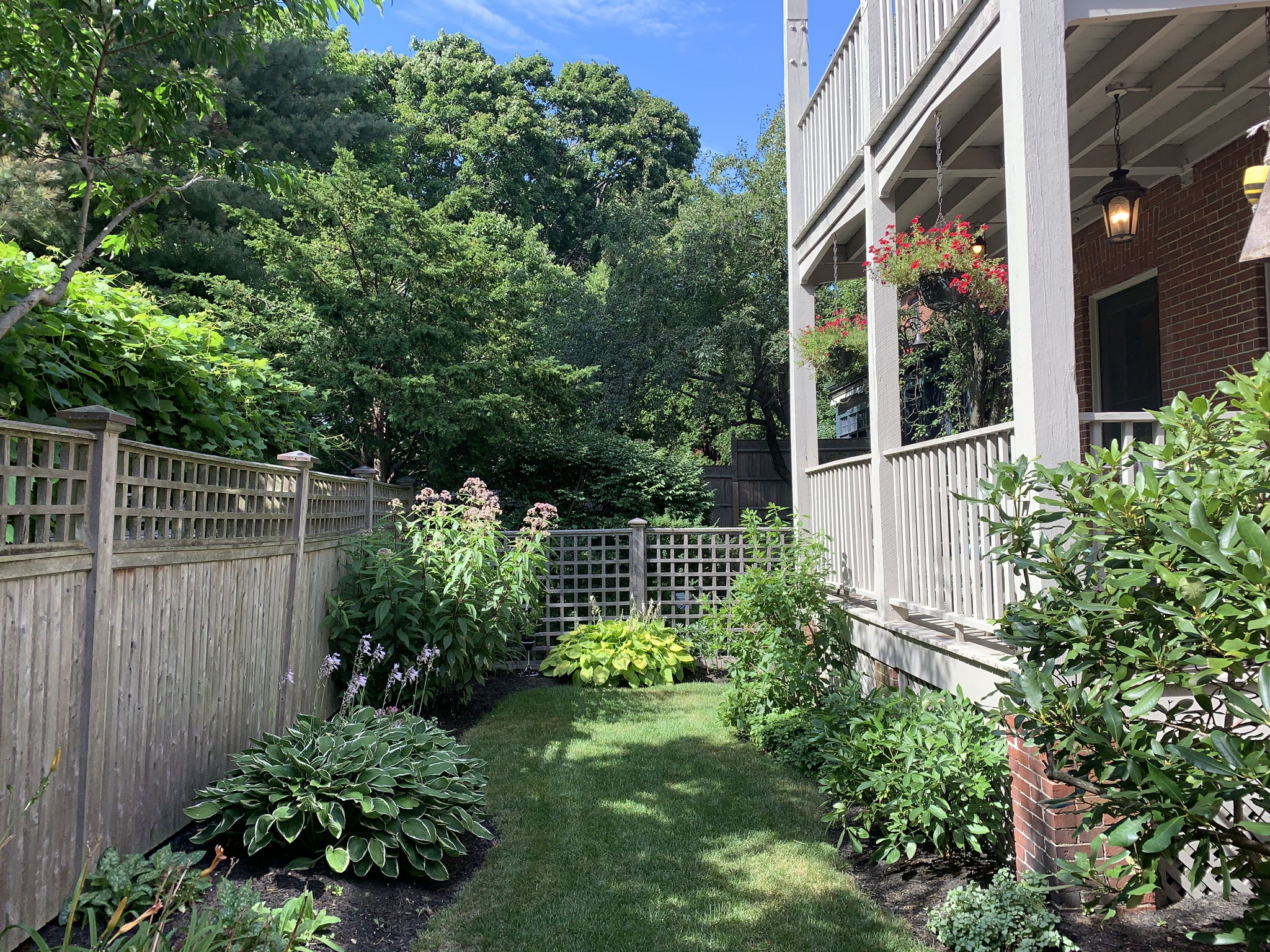 58 Neal St Unit 1, Portland, ME 04102, US Photo 4
