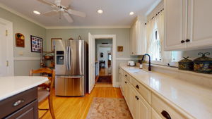 58 Neal St Unit 1, Portland, ME 04102, US Photo 48
