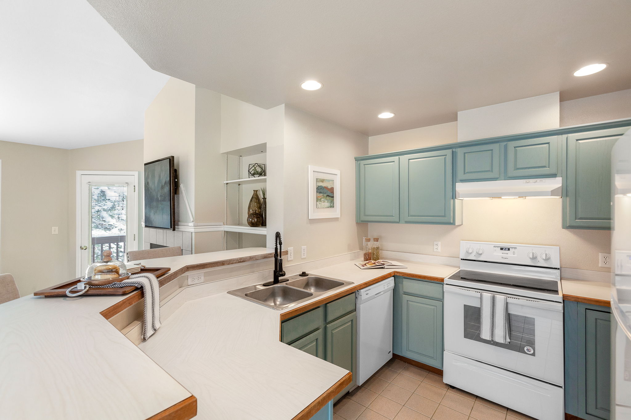 4256 S Eldridge St #201, Morrison, CO 80465, US Photo 4