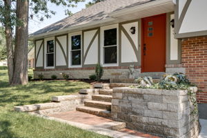 3 Lemans Pl, Lake St Louis, MO 63367, US Photo 5