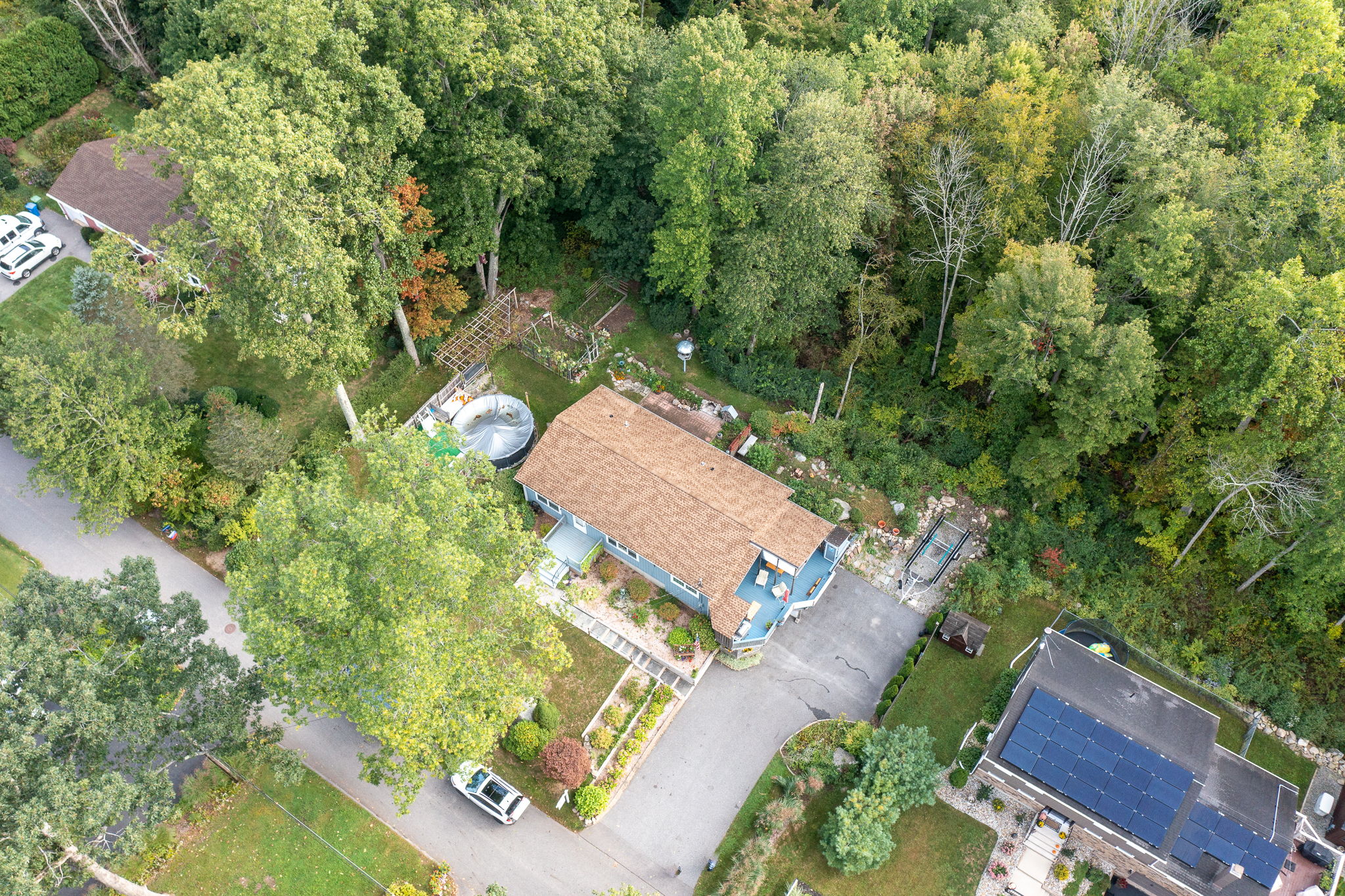 10 Raymond Rd, East Hampton, CT 06424, USA Photo 15