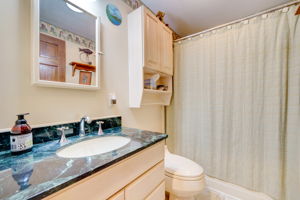 10 Raymond Rd, East Hampton, CT 06424, USA Photo 42