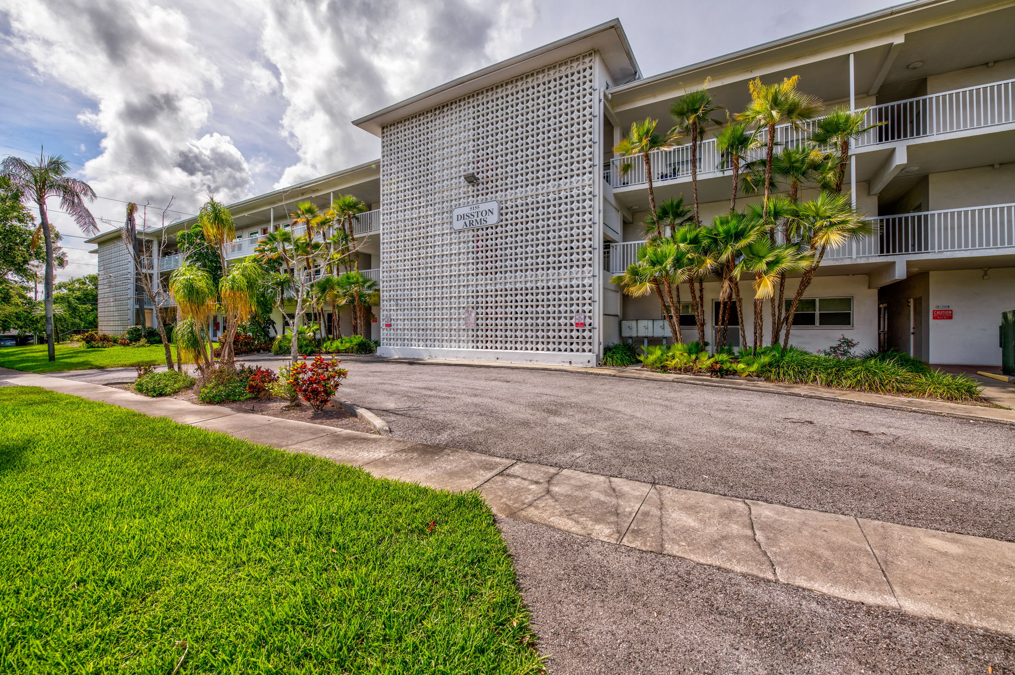 5155 9th Ave N Unit 302, St. Petersburg, FL 33710, US