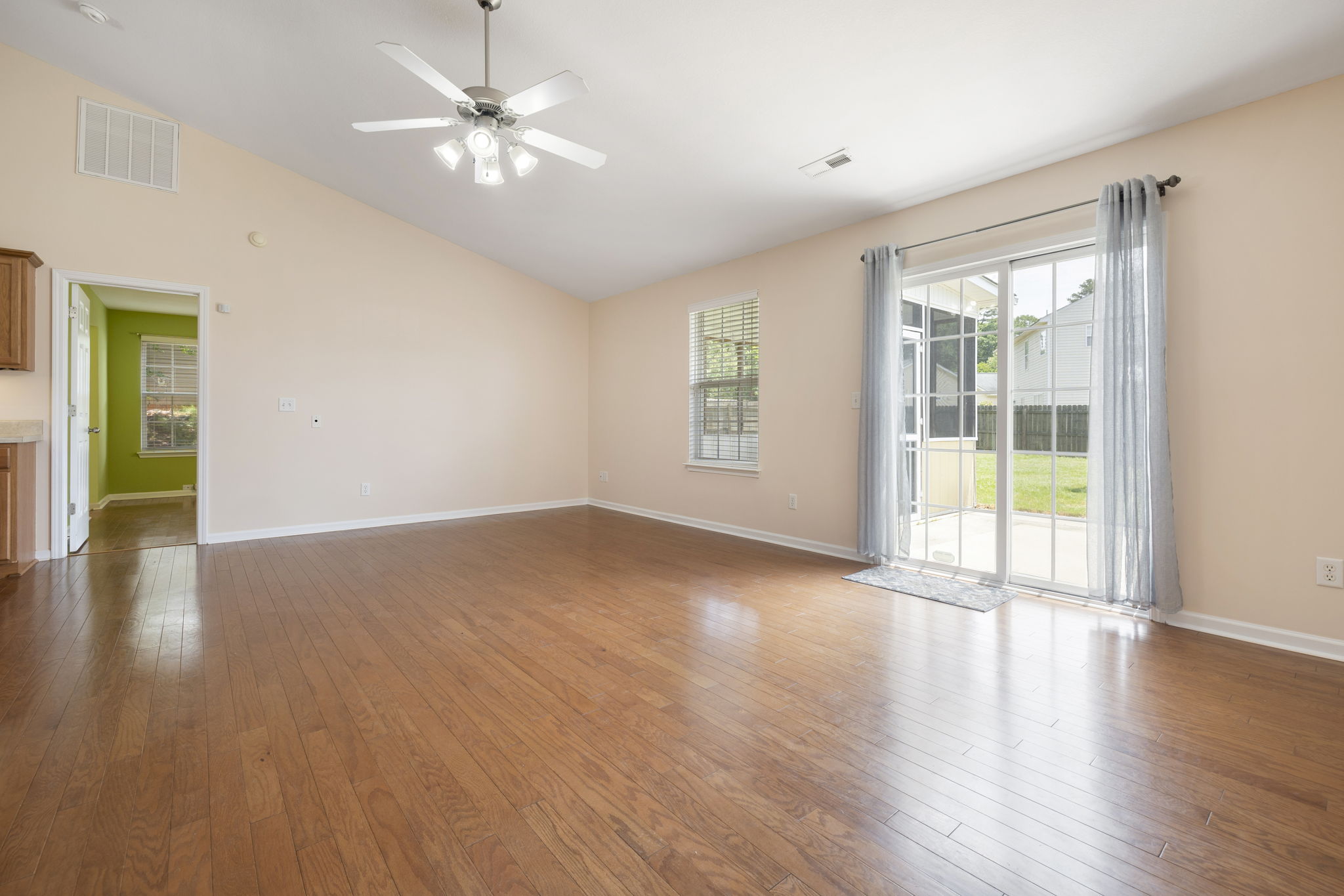 2 Rosehill Pl, Fountain Inn, SC 29644, US Photo 18