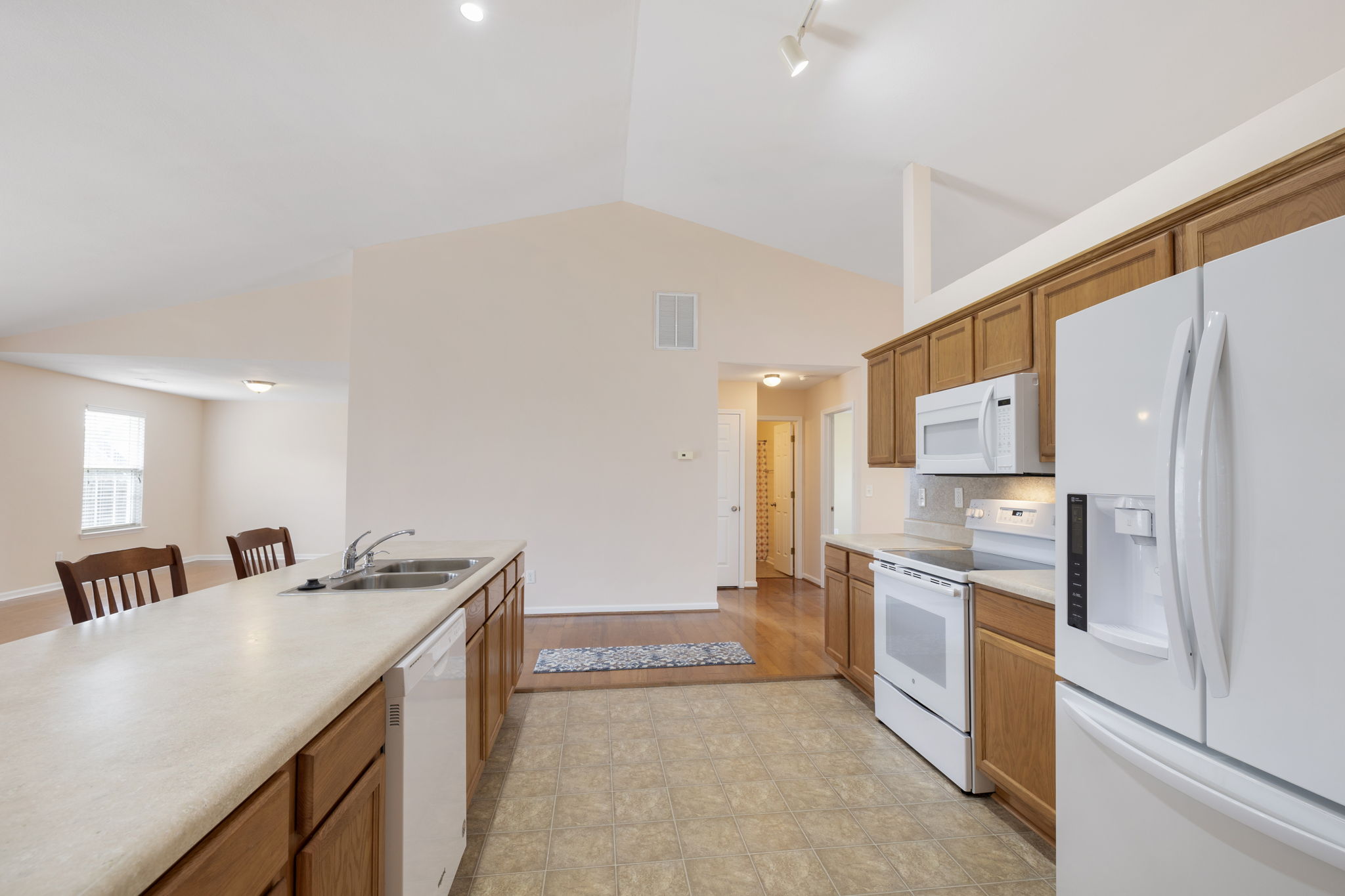 2 Rosehill Pl, Fountain Inn, SC 29644, US Photo 16