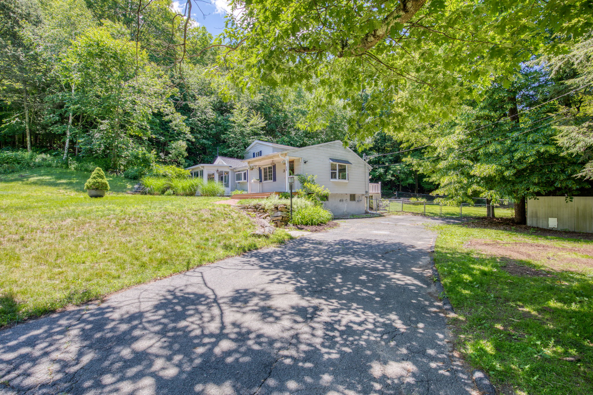 24 Bartlett Ct, Wilbraham, MA 01095 Seven Roads Media