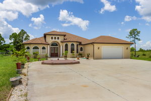 3816 NW 32nd Pl, Cape Coral, FL 33993, USA Photo 2