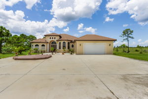 3816 NW 32nd Pl, Cape Coral, FL 33993, USA Photo 3