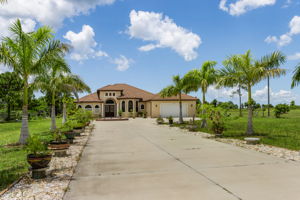 3816 NW 32nd Pl, Cape Coral, FL 33993, USA Photo 1