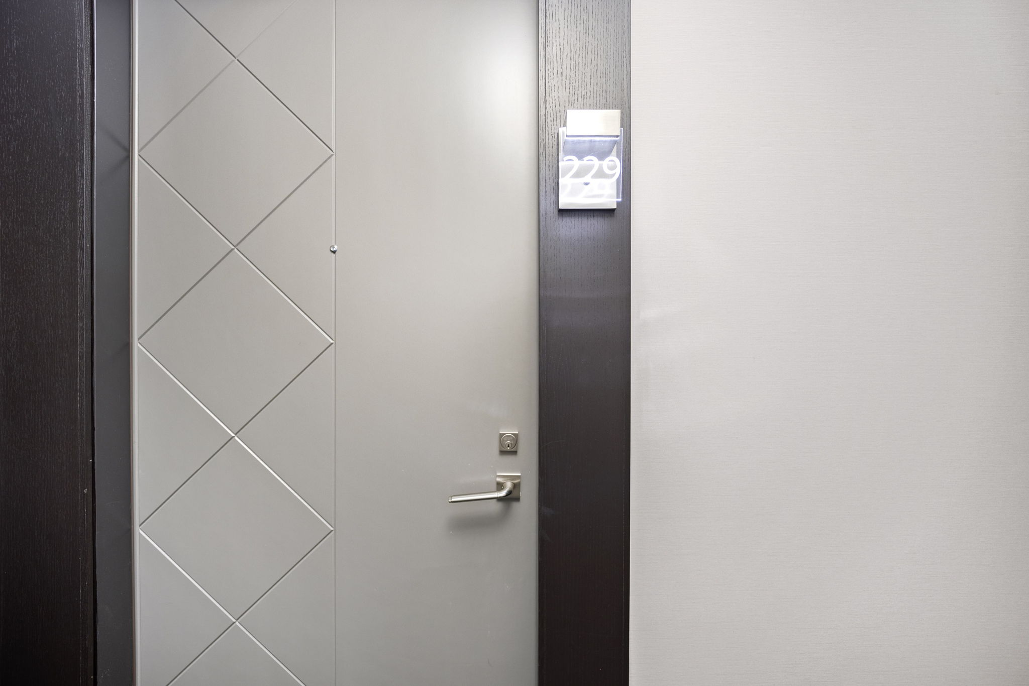 1 Old Mill Dr - Unit 229, Toronto, ON M6S 0A1, CA Photo 6