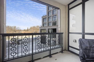 1 Old Mill Dr - Unit 229, Toronto, ON M6S 0A1, CA Photo 20