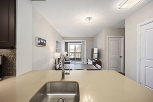 1 Old Mill Dr - Unit 229, Toronto, ON M6S 0A1, CA Photo 8