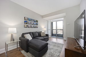 1 Old Mill Dr - Unit 229, Toronto, ON M6S 0A1, CA Photo 12