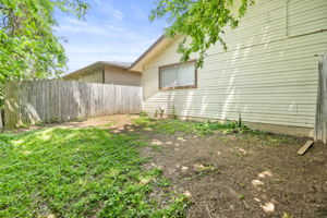 2107 Courtney St #B, Austin, TX 78745, US Photo 3