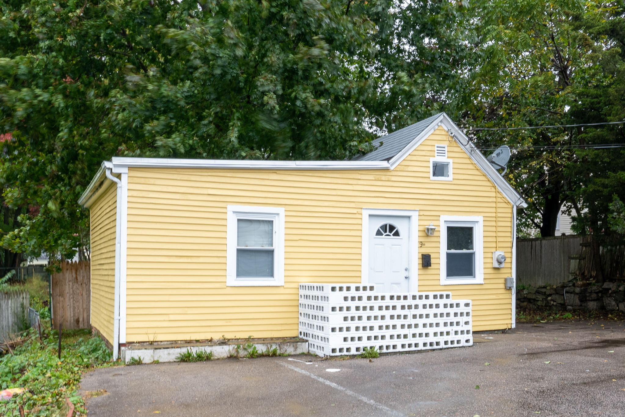 9 Blackhall Ct, New London, CT 06320, USA Photo 8