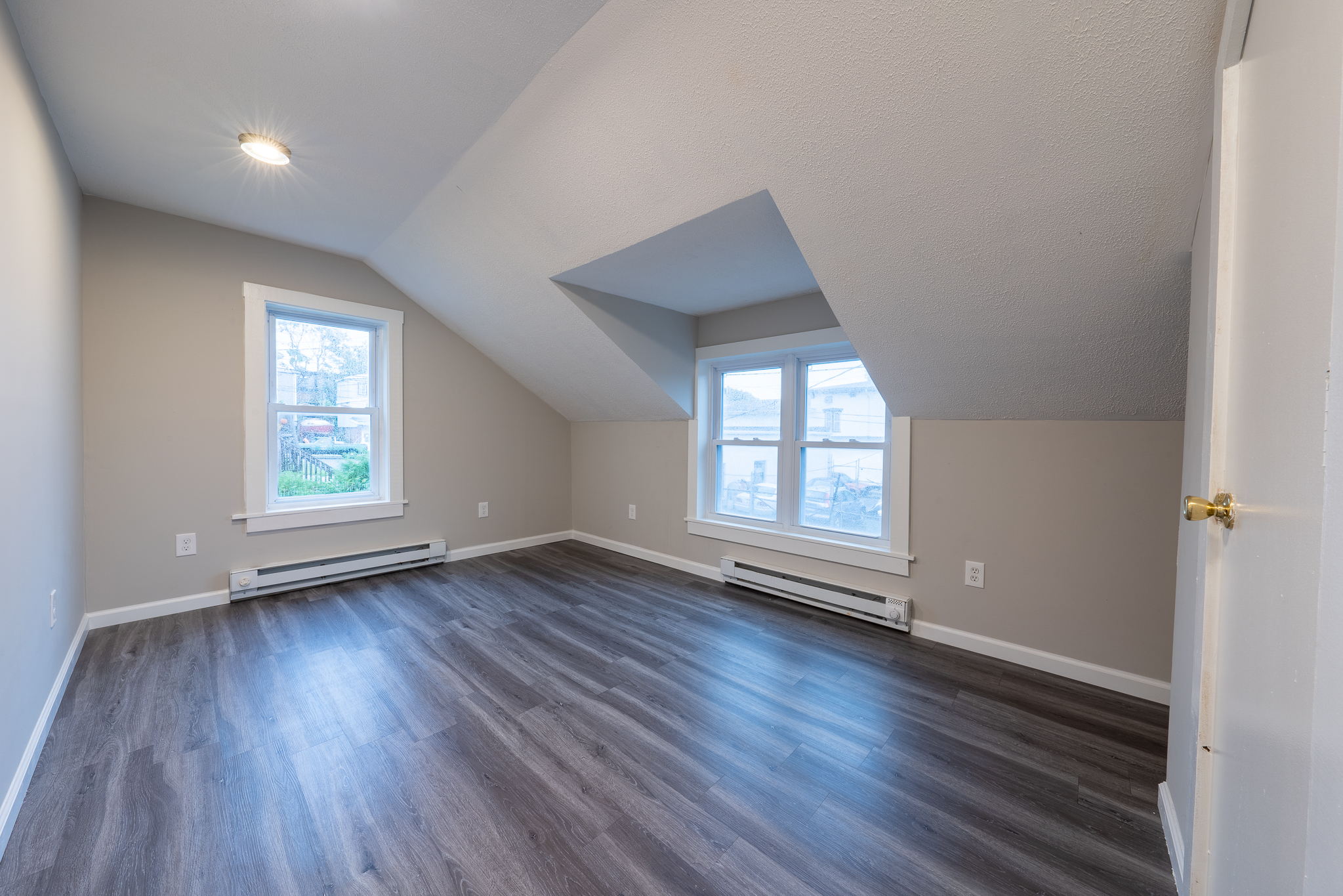 9 Blackhall Ct, New London, CT 06320, USA Photo 19