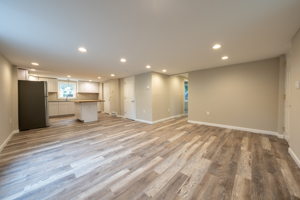 9 Blackhall Ct, New London, CT 06320, USA Photo 26